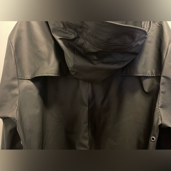 RAINS Black rain jacket - Picture 5 of 5